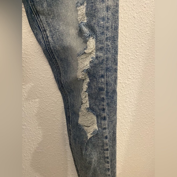 Kancan Ultra High Rise Ankle Skinny Jeans Size 24 ripped Button Fly VBK1782A - Picture 2 of 8